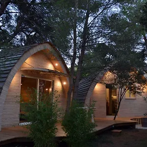 Hébergement de vacances Cabanons Jour&nuit, Mazan